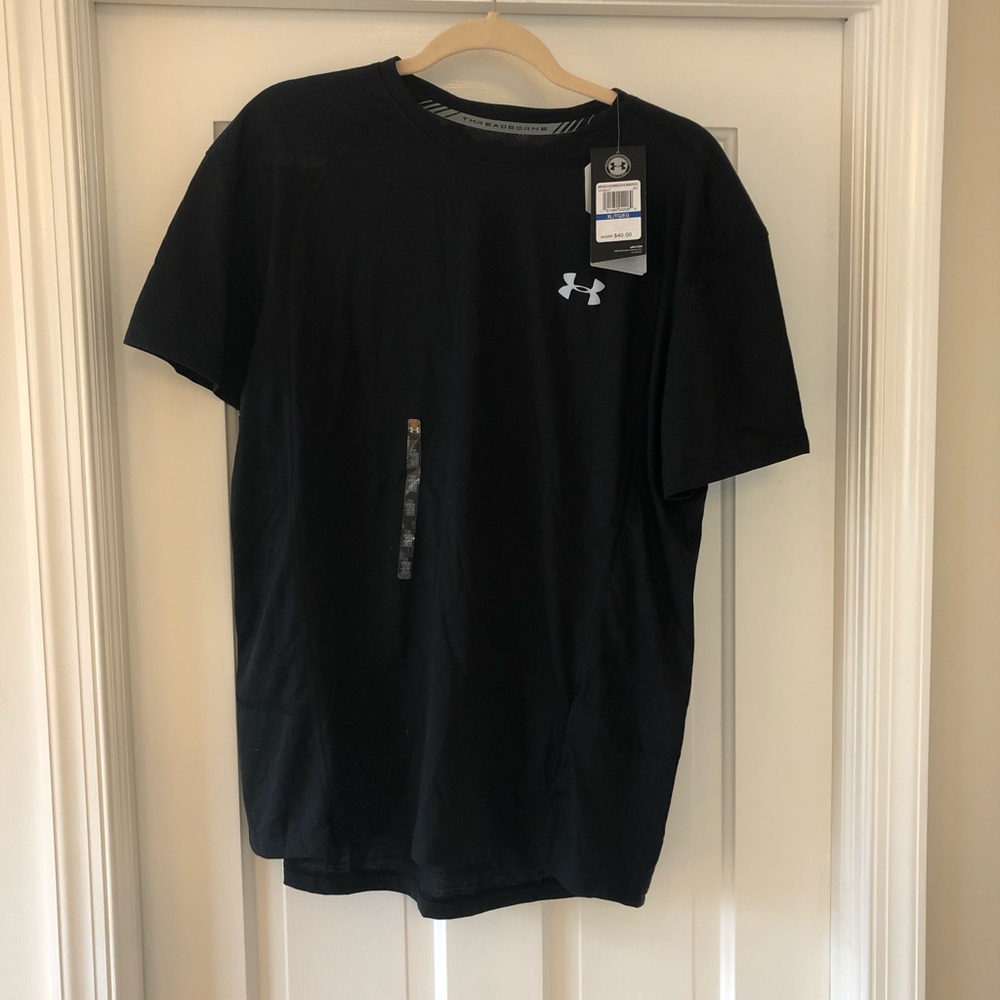 NWT - Men’s Under Armour shirt